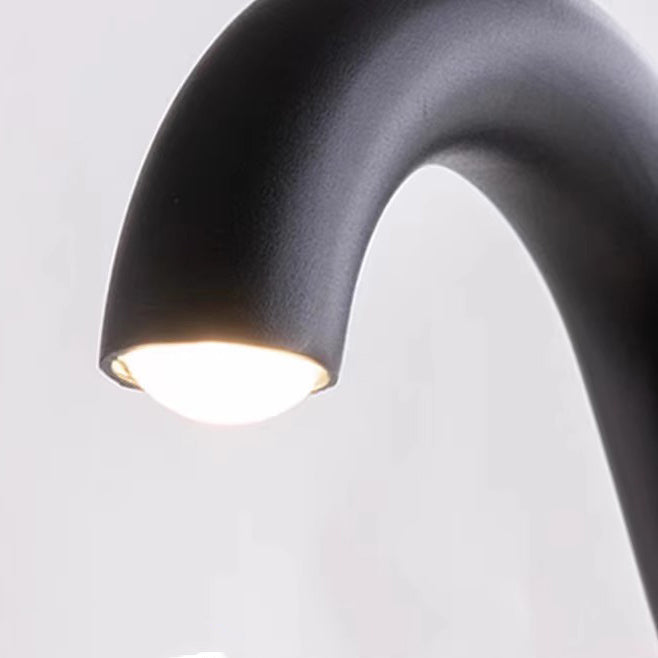 Zeitgenössische industrielle wasserdichte Aluminiumverstärkte Glas gebogene Röhren LED Außenleuchte Landschaftsbeleuchtung für Garten | Brehn
