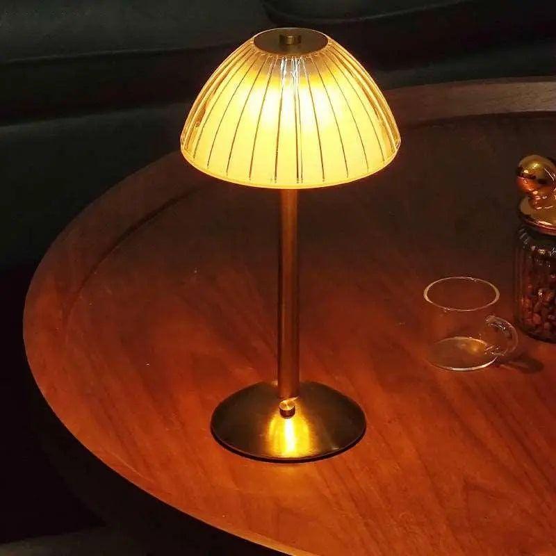 Beacon - LED Kristall Nachttischlampe ohne Kabel | Brehn