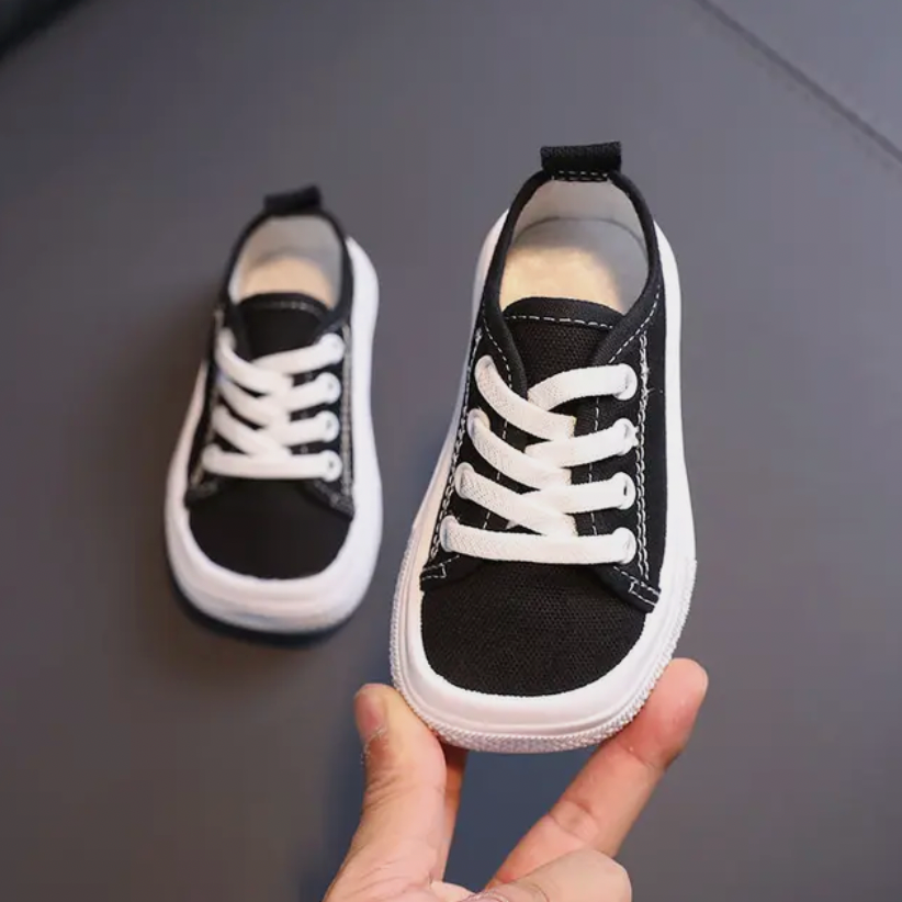 Brehn | Ergonomische Barfuß-Sneaker für Kinder - FlexiSteps
