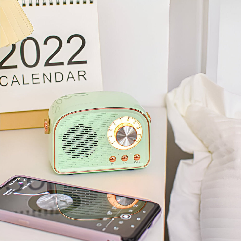 SoundRetro Bluetooth Lautsprecher – Kabelloser Vintage Lautsprecher mit tiefem Sound & Retro-Design | Brehn