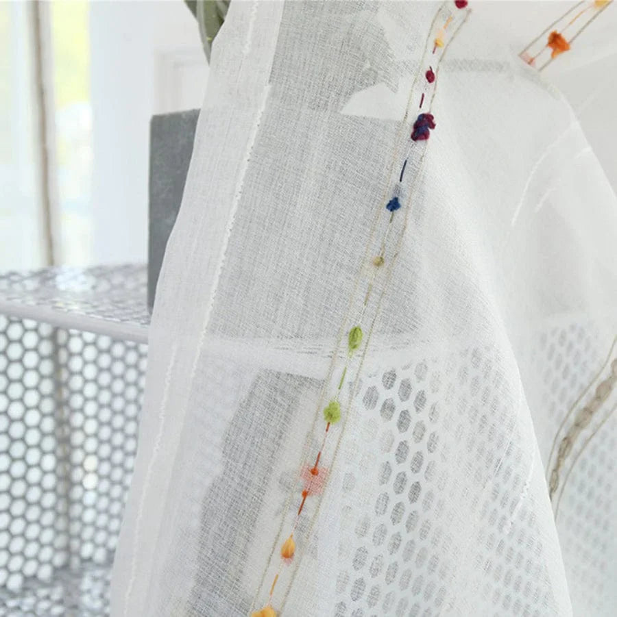 Bunte stereoskopische gestickte transparente Gardine | Brehn
