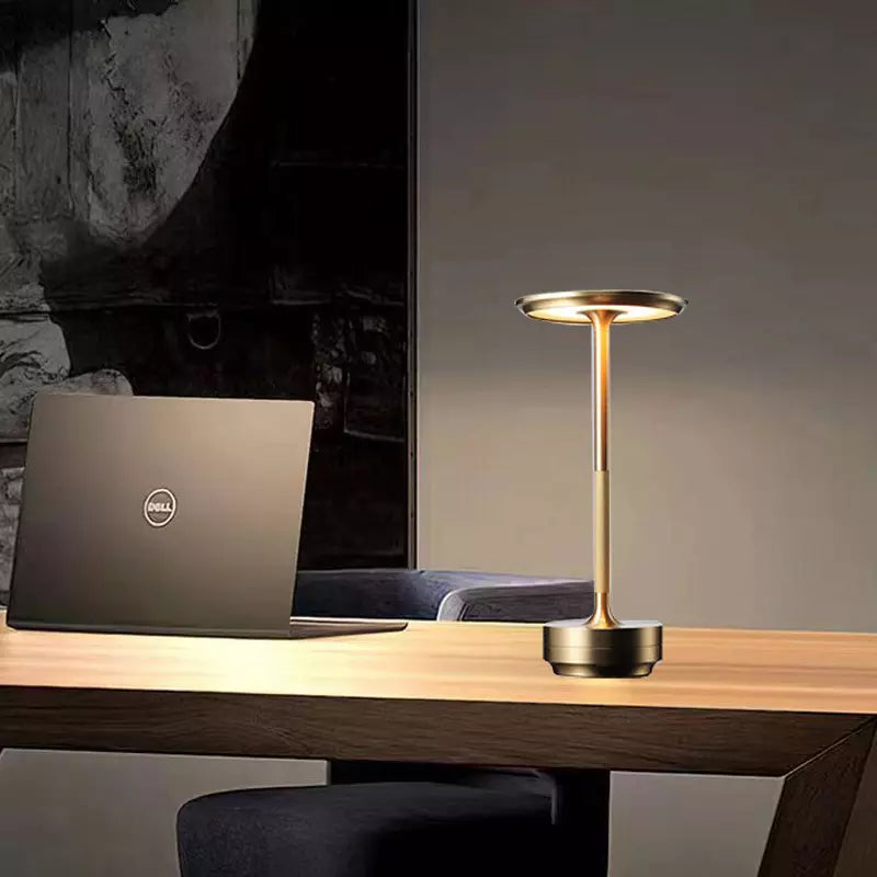 Bailey Tae Lampe – Kabellose LED-Lampe mit Berührungssensor | 1 kaufen, 1 gratis | Wasserdicht und wiederaufladbar