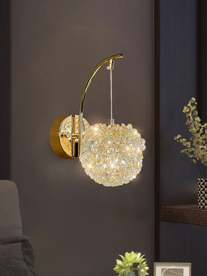 Brehn | Luxuriöse Wandleuchte aus Kristall - Raffinierte Beleuchtung für Ihr Interieur