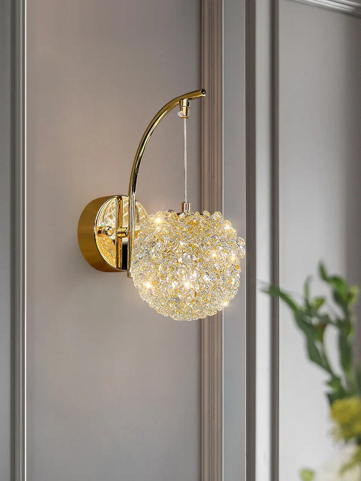 Brehn | Luxuriöse Wandleuchte aus Kristall - Raffinierte Beleuchtung für Ihr Interieur