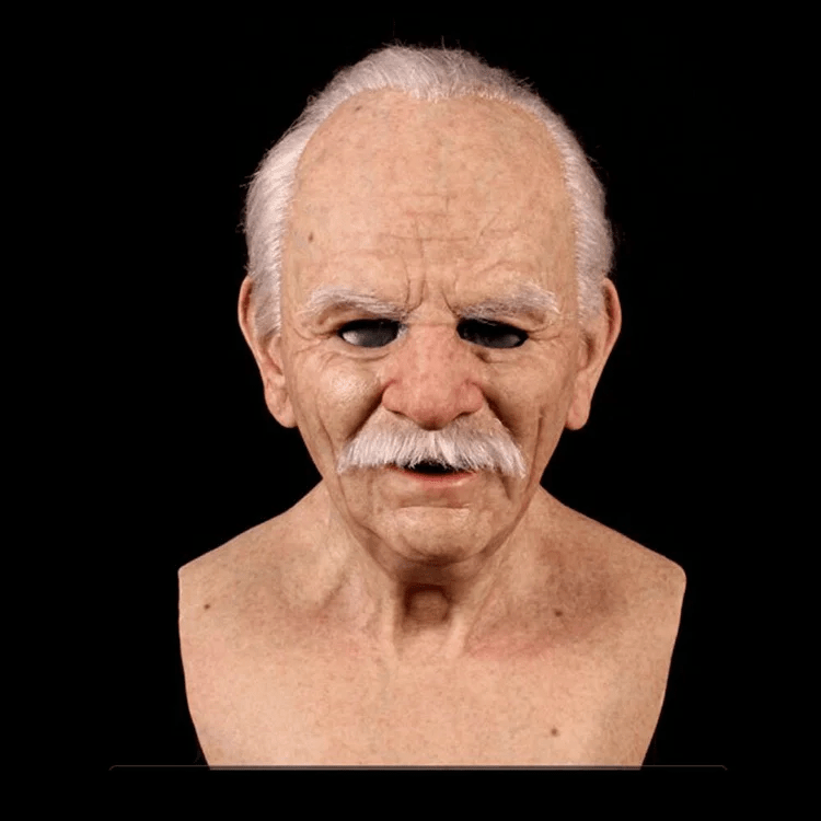 Ältere Halloween-Maske