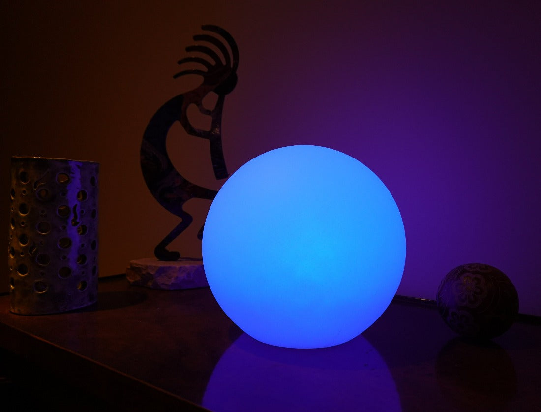 Moon Akku-LED-Tischleuchte für drinnen und draußen