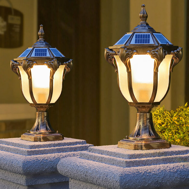 Europäisches Retro-Druckguss-Aluminium-Glas-Solar-wasserfestes Außen-Garten-Landschaftssäulenlicht | Brehn