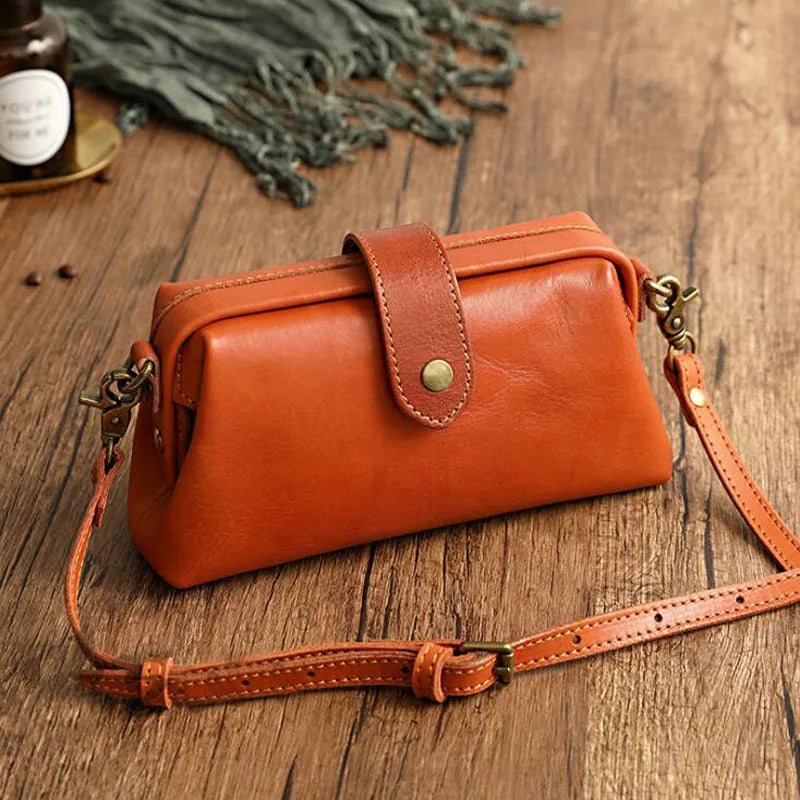Norvella Schultertasche aus strukturiertem Kunstleder für Damen | Brehn