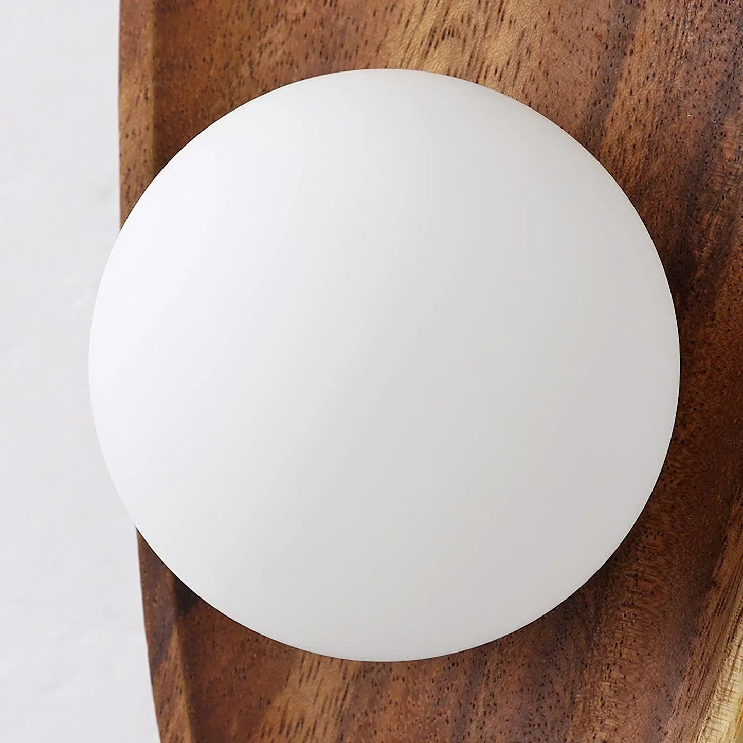 Brehn | Holz Wandlampe, natürliches Licht