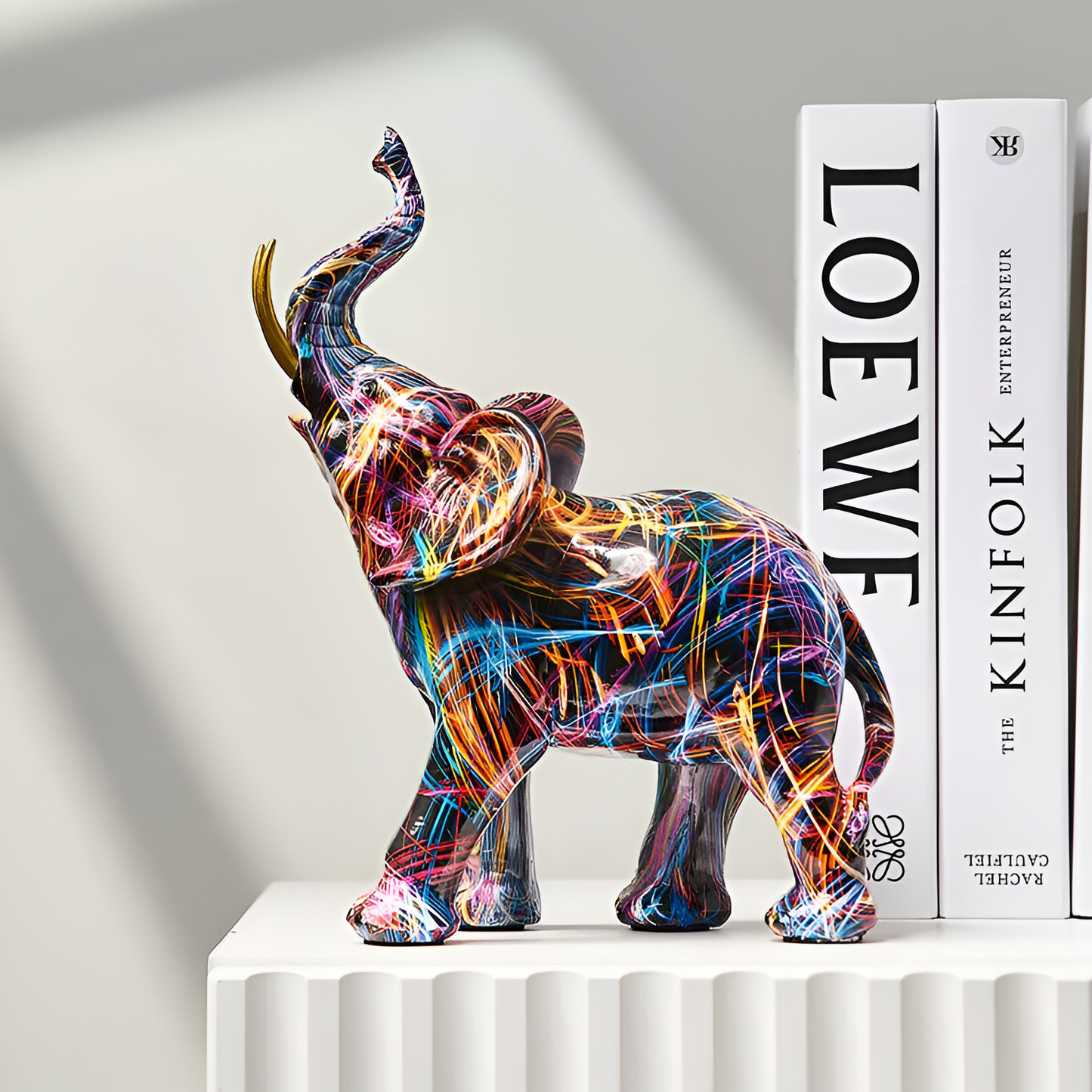 ColorPower Elefantenstatue – Dekorative Statue mit lebhaften Mustern