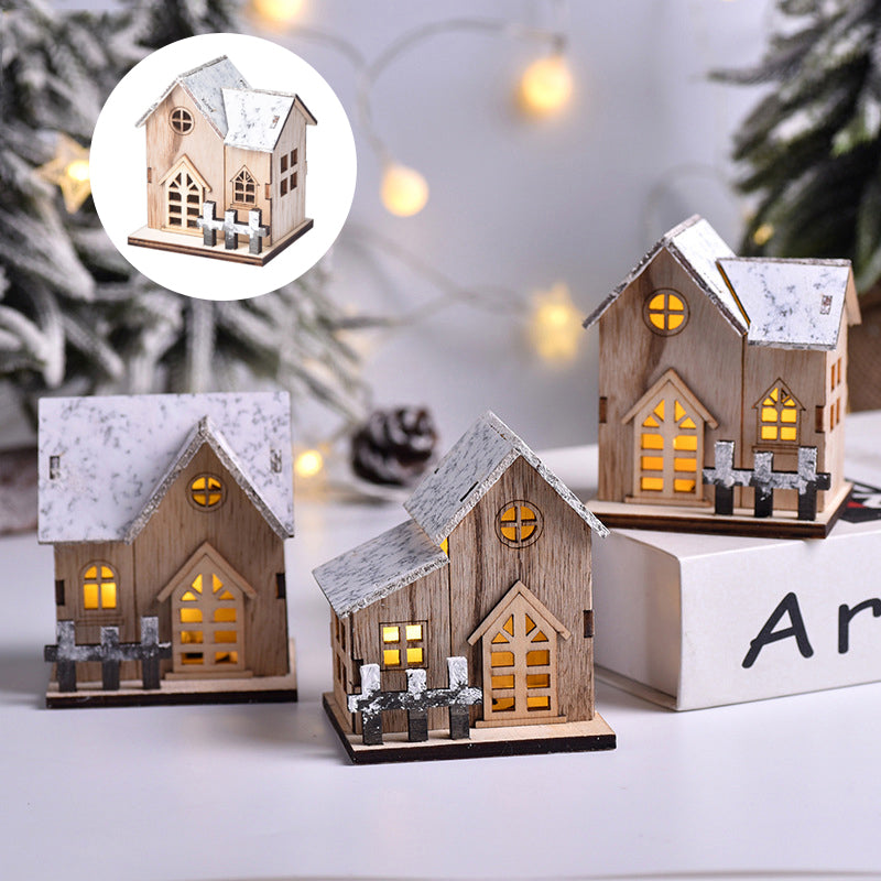 Brehn | Weihnachtlich beleuchtetes Haus
