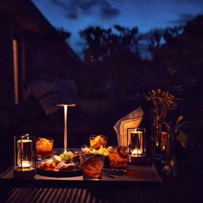 Brehn | Wiederaufladbare Drahtlose Eleganz Tischlampe - Schaffen Sie eine luxuriöse Atmosphäre in jedem Raum