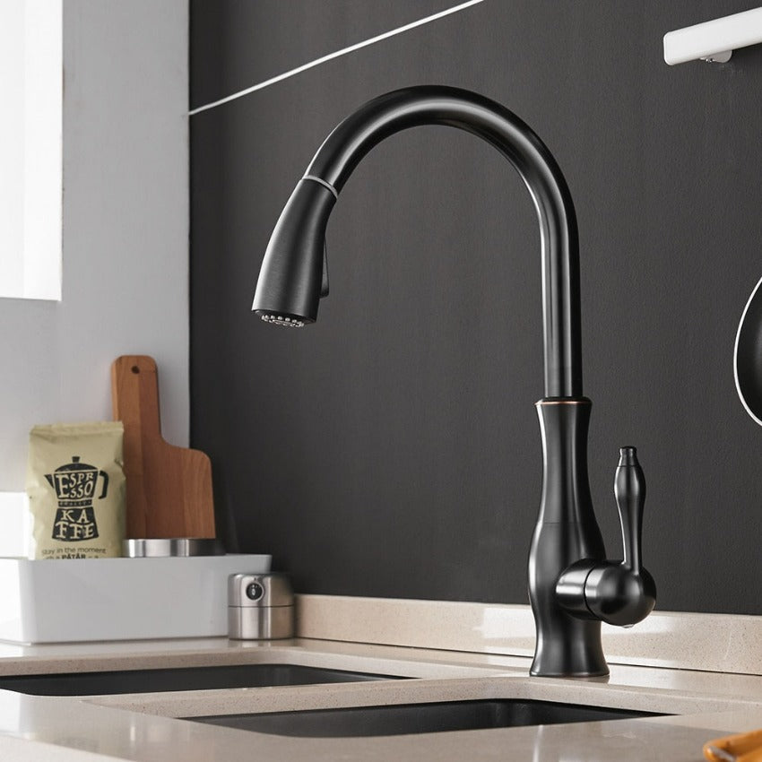 Brehn | SinkFlow ausziehbare Küchenarmaturen für moderne Küchen