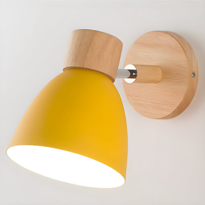 Hölzerne Nordische Wandlampe mit Schalter für Gemütliches Schlafzimmer | Brehn