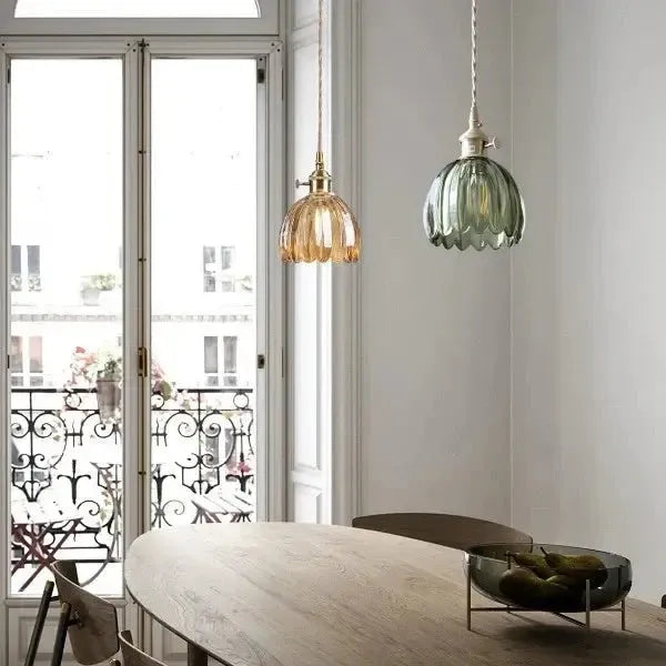 Brehn | Elegante Glas-Hängelampe in Blumenform