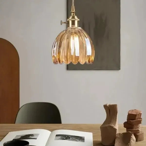 Brehn | Elegante Glas-Hängelampe in Blumenform