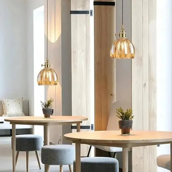 Brehn | Elegante Glas-Hängelampe in Blumenform