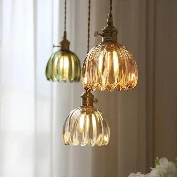 Brehn | Elegante Glas-Hängelampe in Blumenform