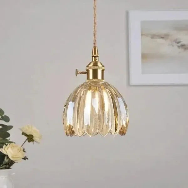 Brehn | Elegante Glas-Hängelampe in Blumenform