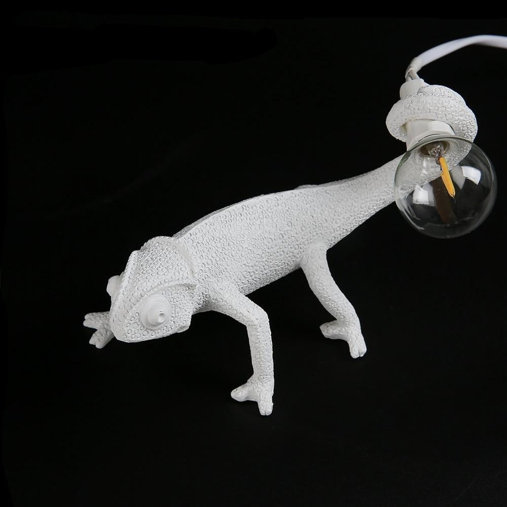 Brehn | Harz Eidechsen Tischlampe - Elegante Eidechsen Tischlampe aus Harz für modernes Interieur