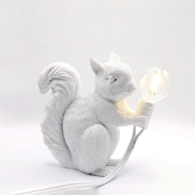 Brehn | SquirrelBright Nordische Eichhörnchen Tischlampe | Designer-Deko | LED Stimmungslicht | Perfekt für Zuhause