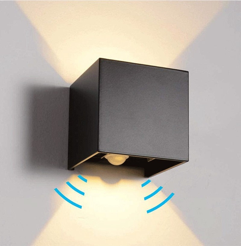 Ari - Außen Quadrat Auf/Ab Wand Sensor Licht IP65 | Brehn