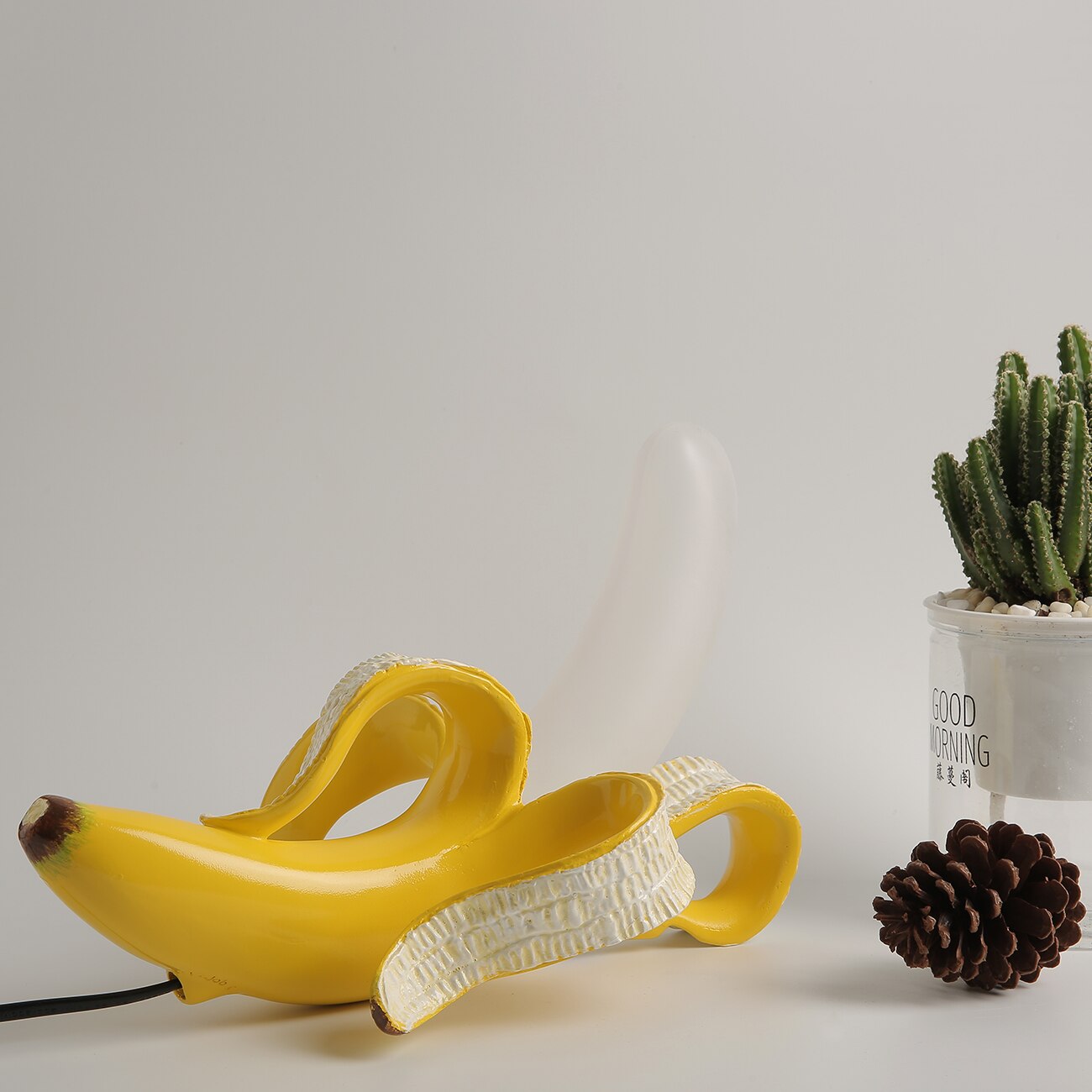 Brehn | Banana Lights Tischlampe - Elegante Art Deco Tischlampe