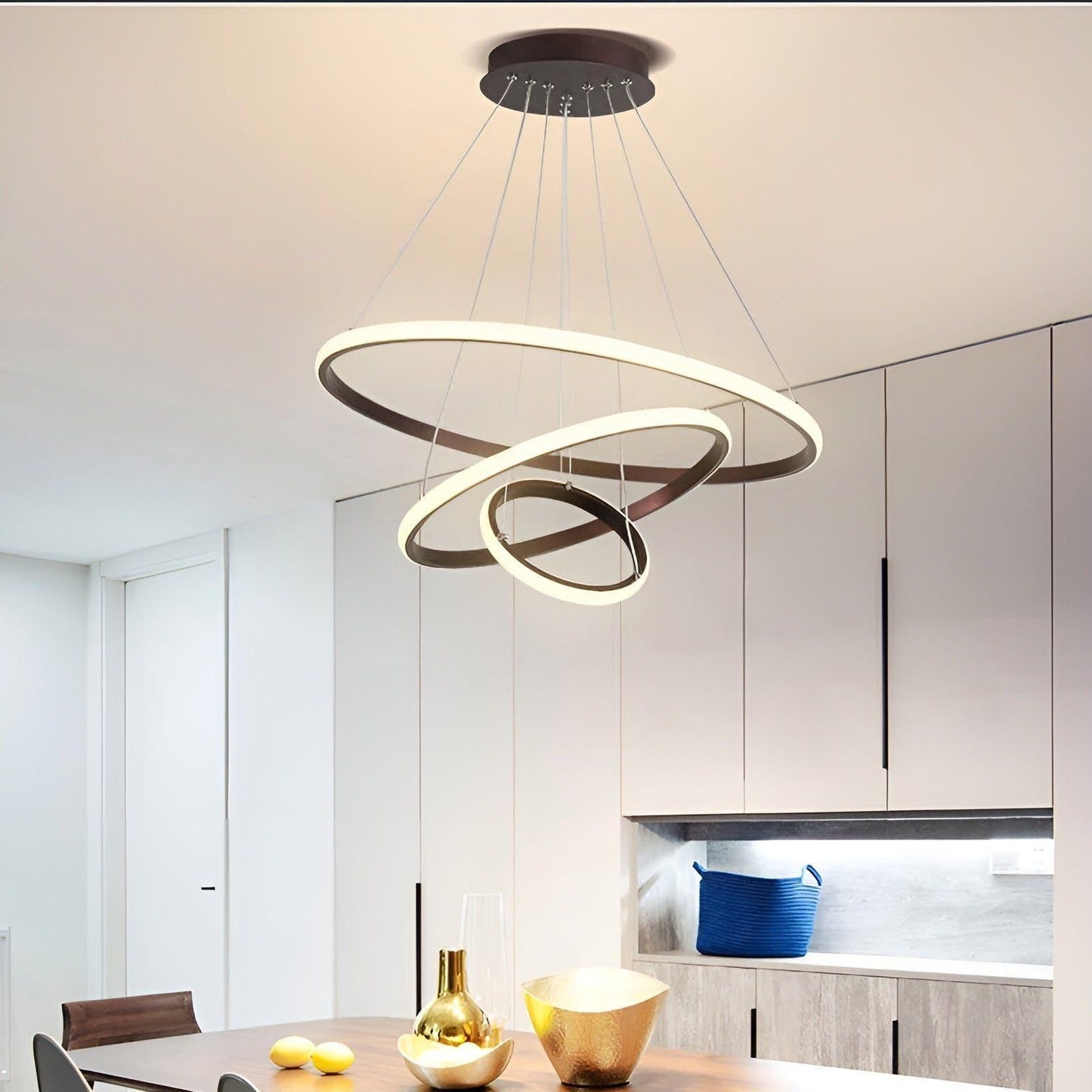 LED-Pendelleuchte mit Kugeldesign – Modern und elegant | Ideal für Wohn- oder Esszimmer