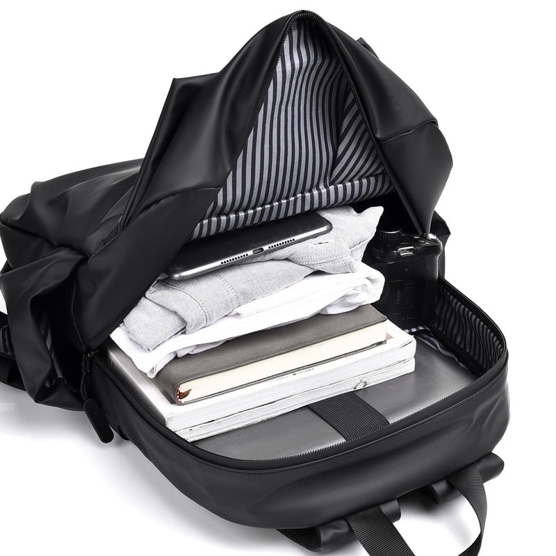Brehn | Großer wasserdichter Freizeit-Reise-Rucksack