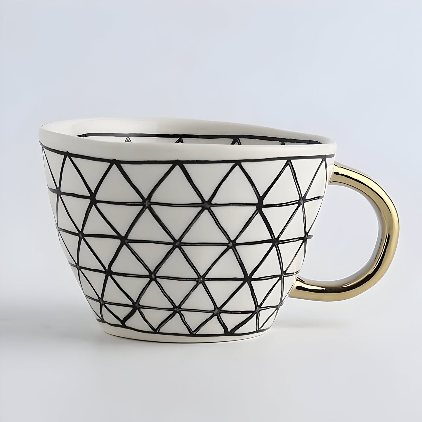 Keramikbecher mit geometrischem Design – Stilvoll und modern | Ideal für Kaffee oder Tee