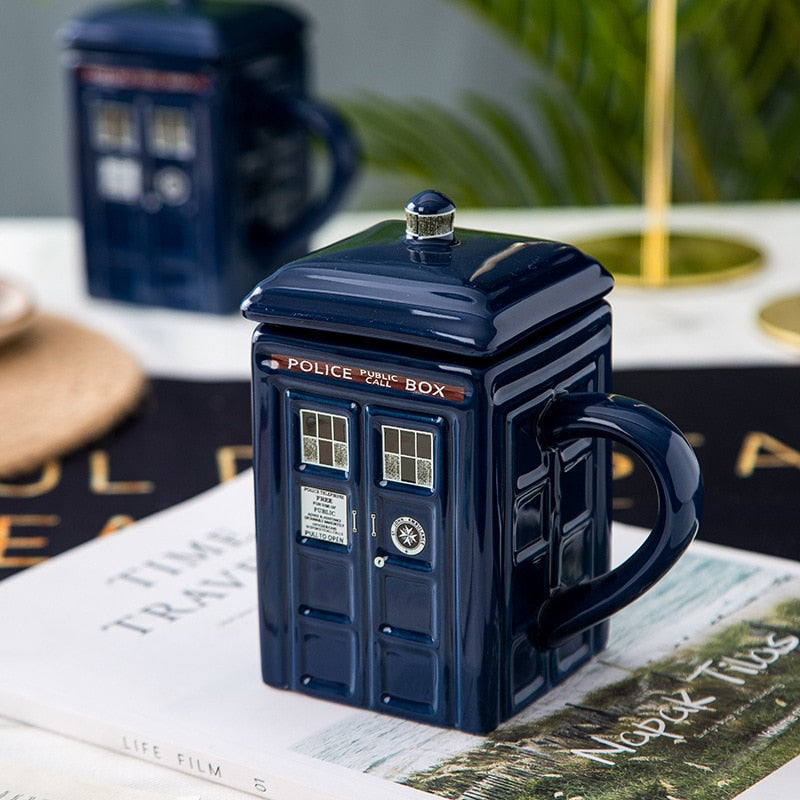 Sci-Fi Polizei Box Becher mit Löffel – ideales Geschenk für Kaffee- und Teeliebhaber