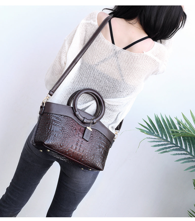 Krokodilledertasche – mit handgefertigten Details