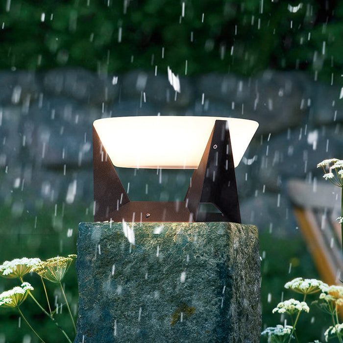 Brehn | Designer Solarbetriebene Außenlampe