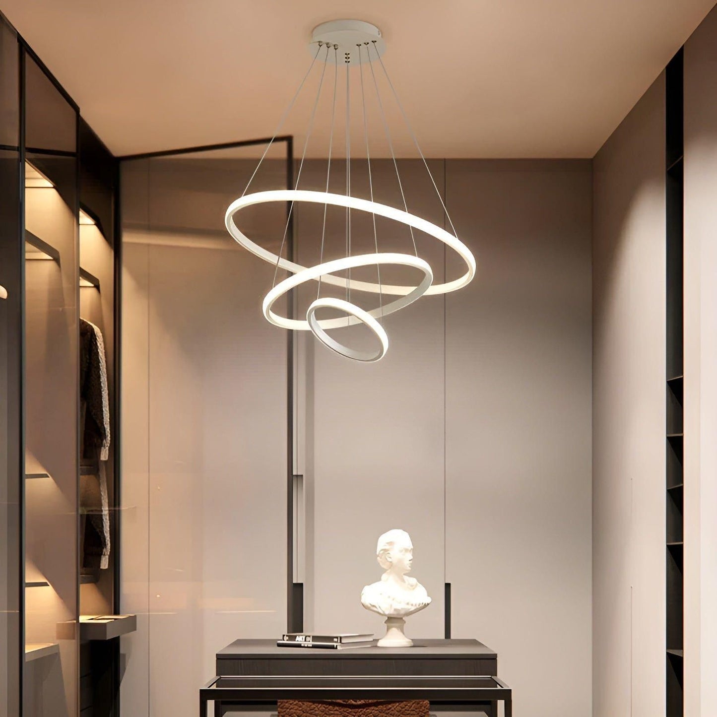 LED-Pendelleuchte mit Balldesign – Modern und Eleganz | Ideal für Wohnzimmer oder Esszimmer | Brehn