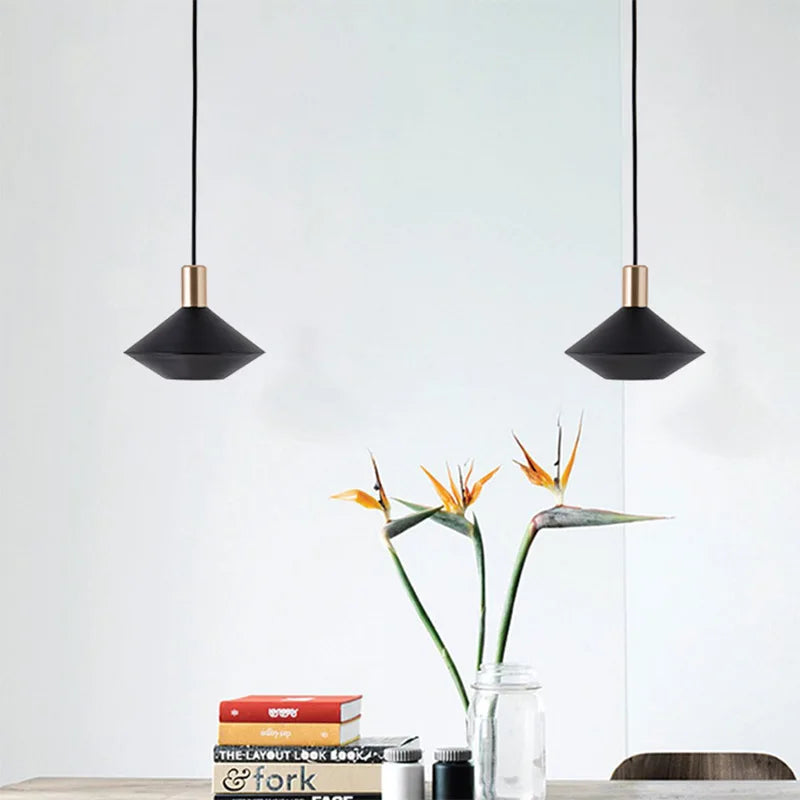 Brehn | Italienische moderne minimalistische LED-Pendelleuchte