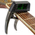 Capo & Tuner "TuneGrip" – 2-in-1 Gitarre Zubehör mit LCD-Bildschirm | Brehn