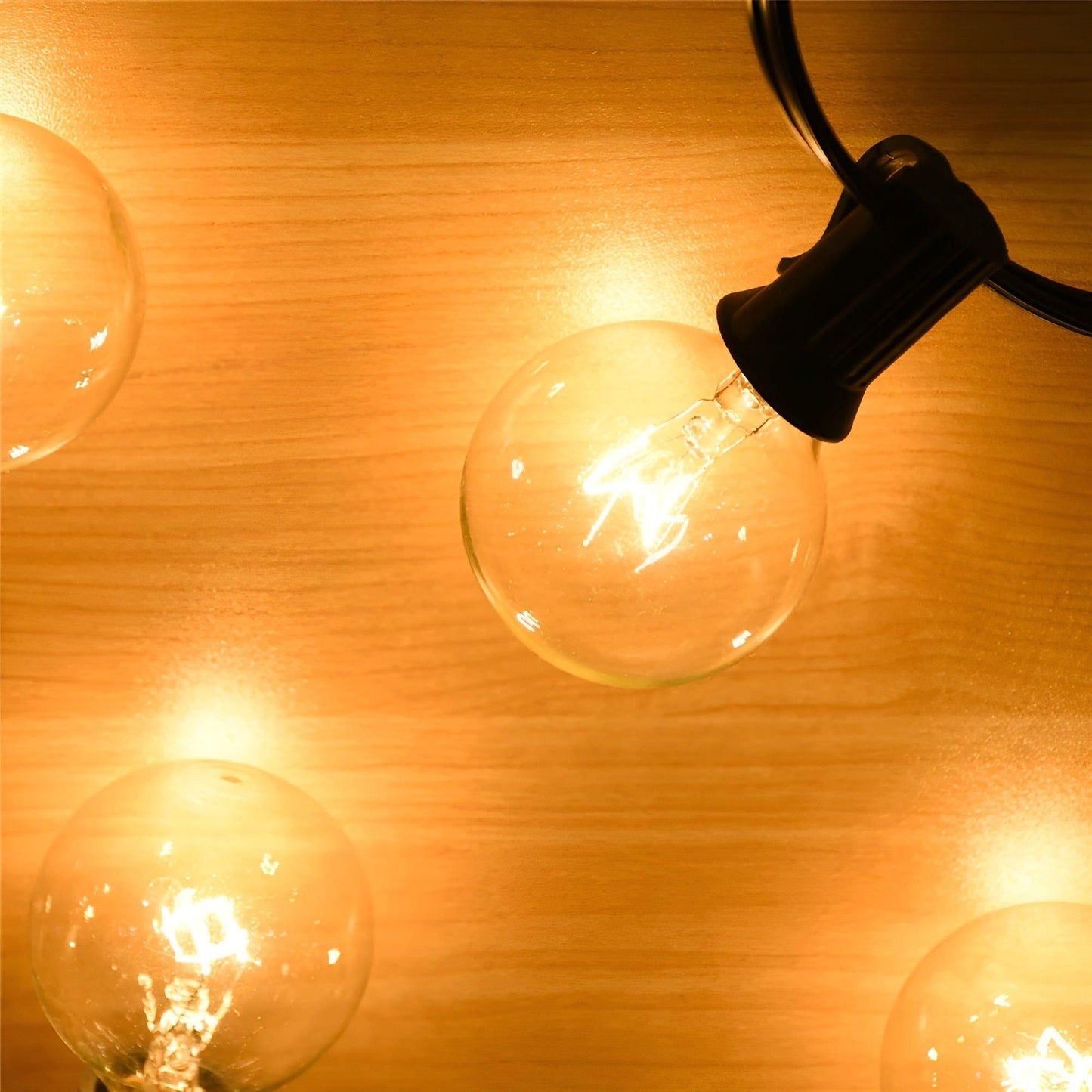 FairyFlicker Lichterketten – Luxuriöse Terrassenbeleuchtung mit wasserdichtem Schutz
