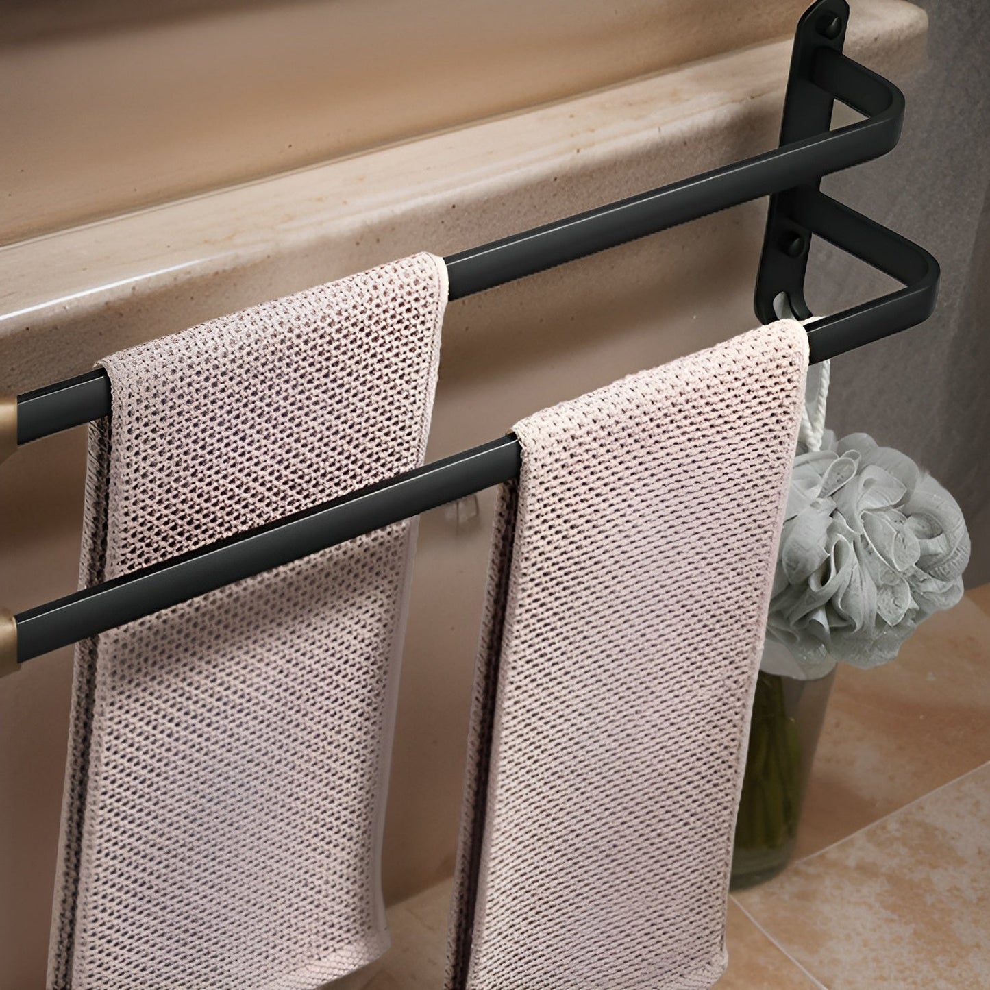 HangEase 3-lagige wandmontierte HandtuchaBrehnage – Aluminium platzsparendes Design | Brehn