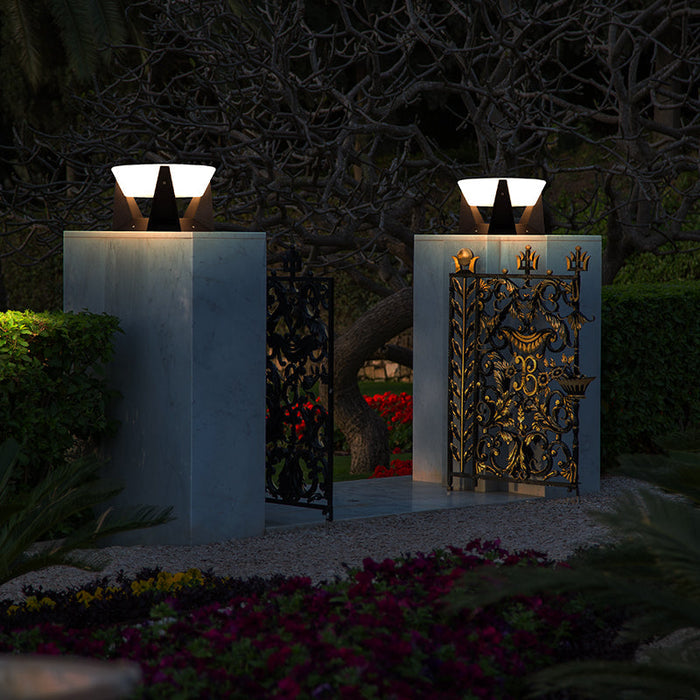 Brehn | Designer Solarbetriebene Außenlampe