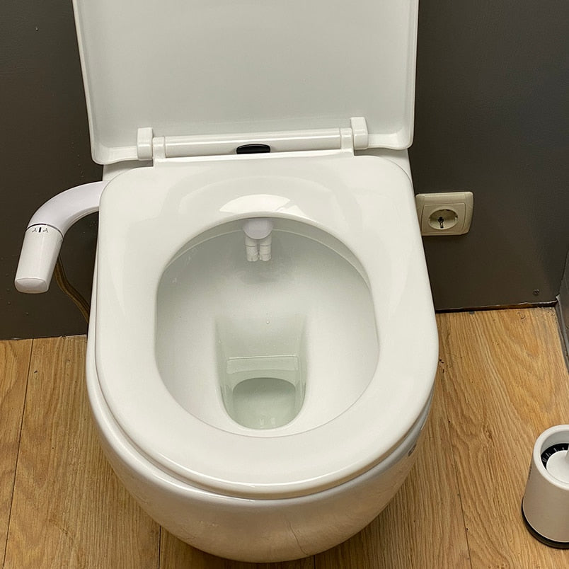 Brehn | Ultra Slim Sleeky Spray Bidet
