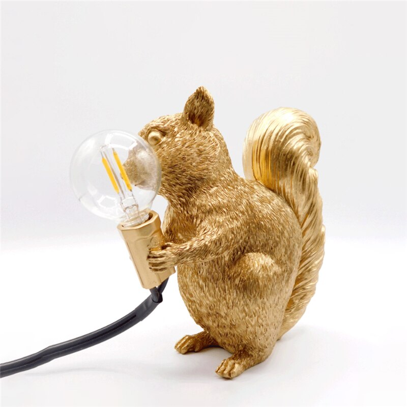 SquirrelBright Tischleuchte im nordischen Eichhörnchen-Design | Designer-Deko | Stimmungslicht mit LED | Perfekt für Zuhause