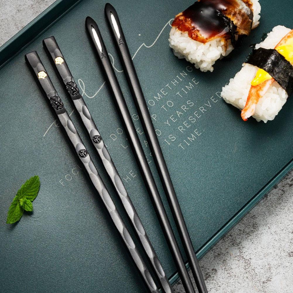 Brehn | DineLux – Luxuriöses Essstäbchen-Set mit Raffinierten Designs (5 Paar)