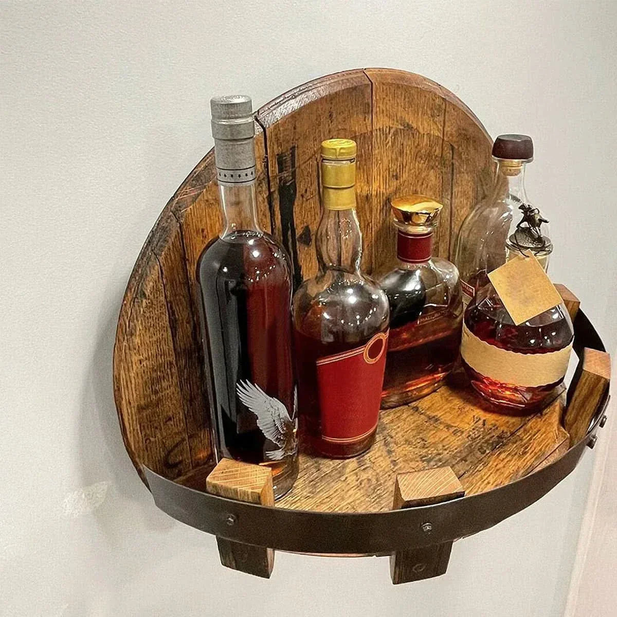 Handgefertigtes Wandflaschenregal aus Holz – 7 Flaschen