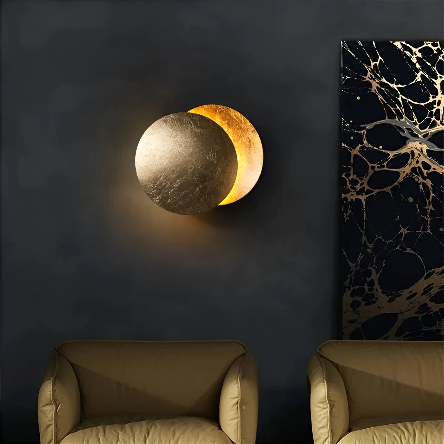 Sonnenstrahl - Elegante LED-Wandleuchte mit 360°-Drehfunktion für den Industriedesign | Brehn