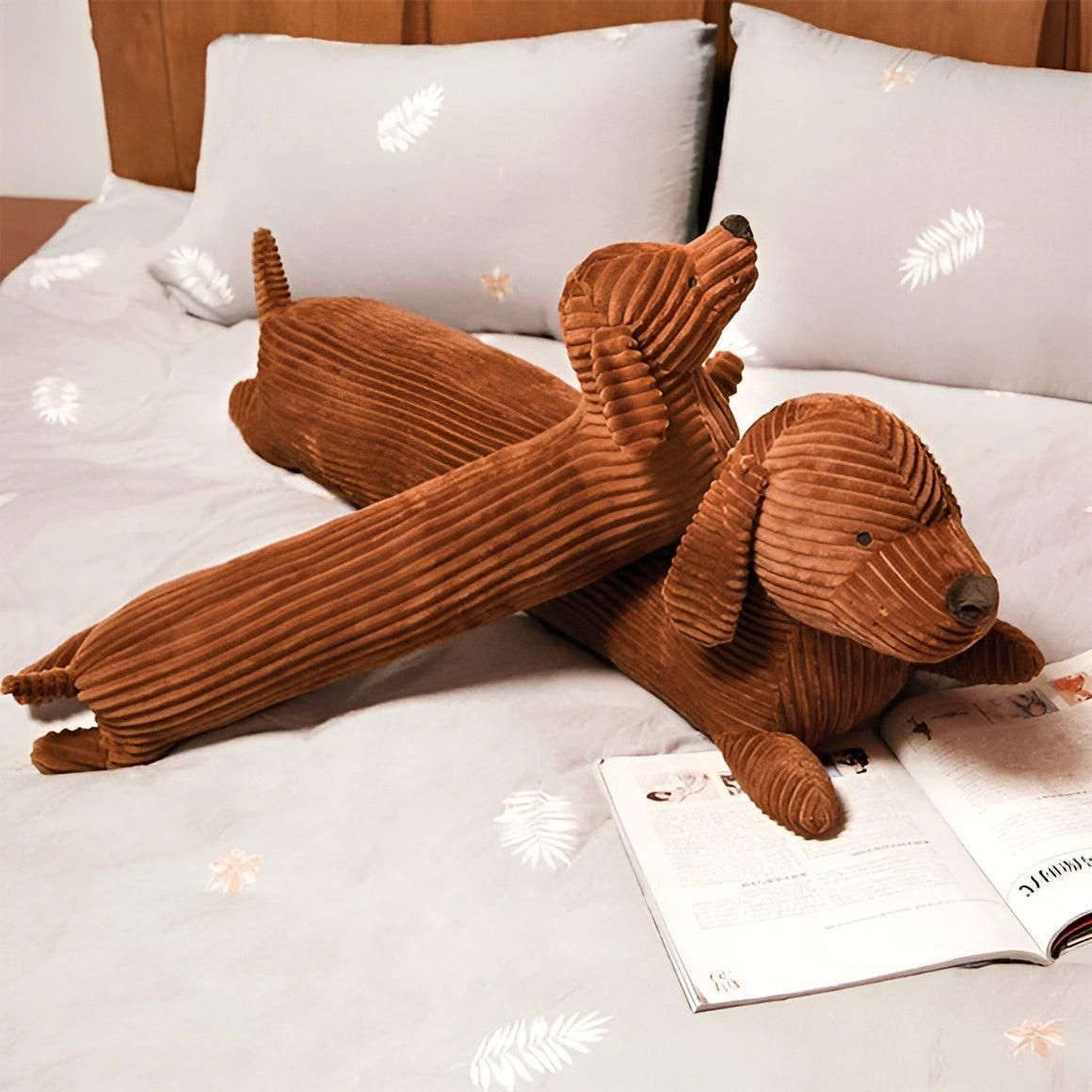 SnuggleHound Kissen - Ergonomisches Dackel-Plüschkissen | Brehn