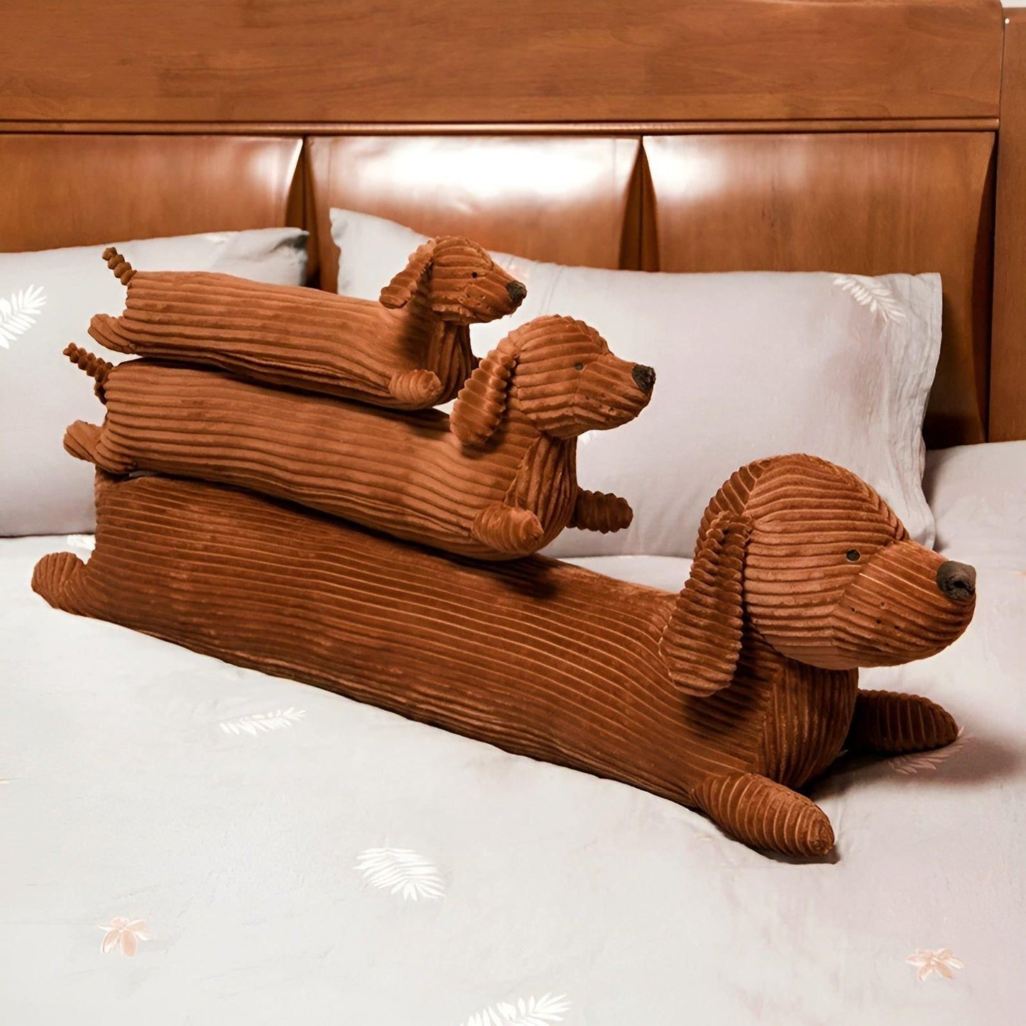 SnuggleHound Kissen - Ergonomisches Dackel-Plüschkissen | Brehn
