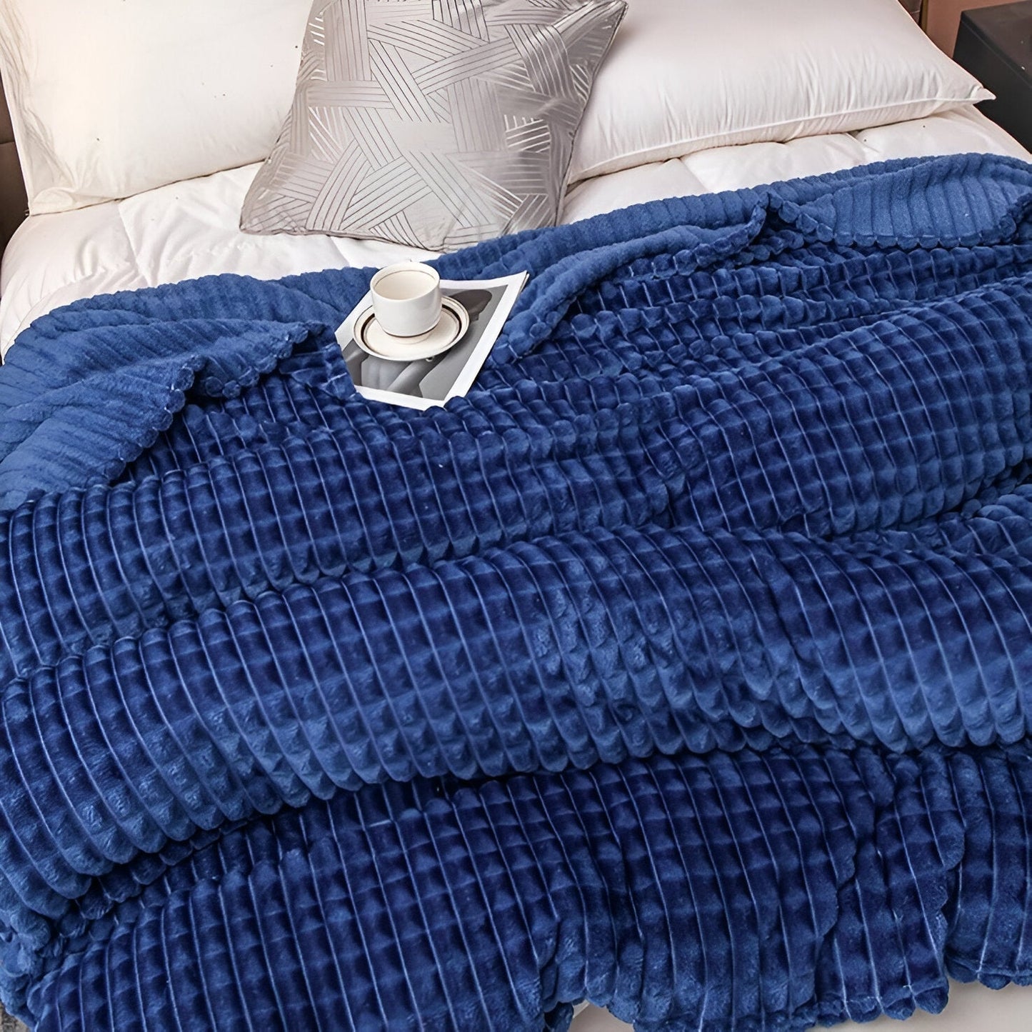 Brehn | EliteWave Plaid - Ultrafluffy strukturierte korallfarbene Fleece-Decke