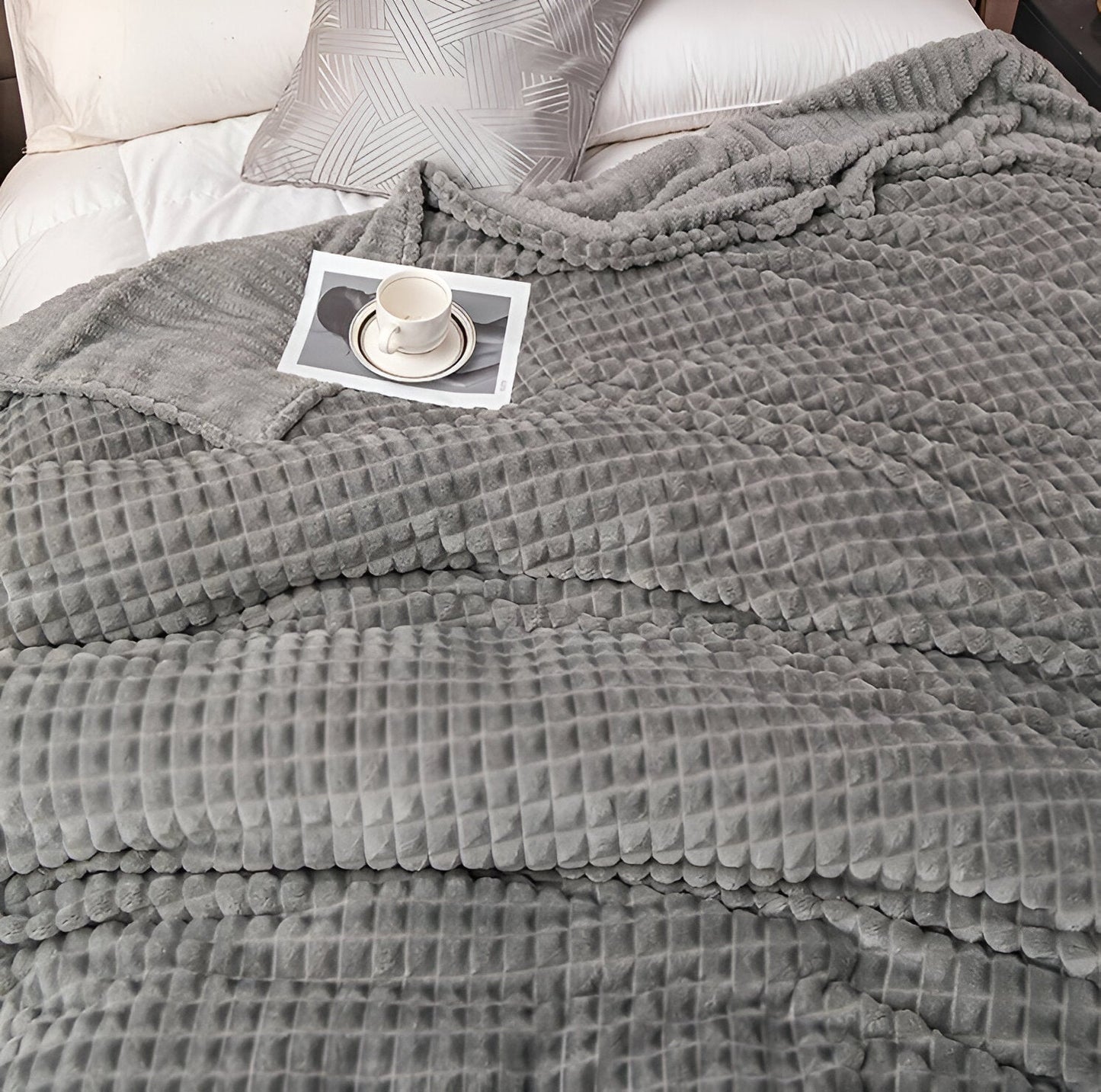 Brehn | EliteWave Plaid - Ultrafluffy strukturierte korallfarbene Fleece-Decke