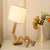 Flexible Robot Schreibtischlampe aus Solid Wood – LumoBot | Brehn