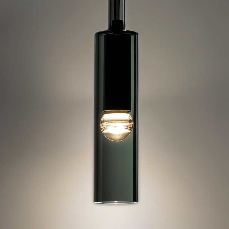 Minimalistische Wandleuchte mit Rauchglas – Orvane | Brehn